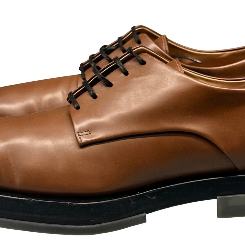 Size 8.5 - Bottega Veneta Lennon Low Top Boots